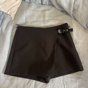 Black Skort w Buckle